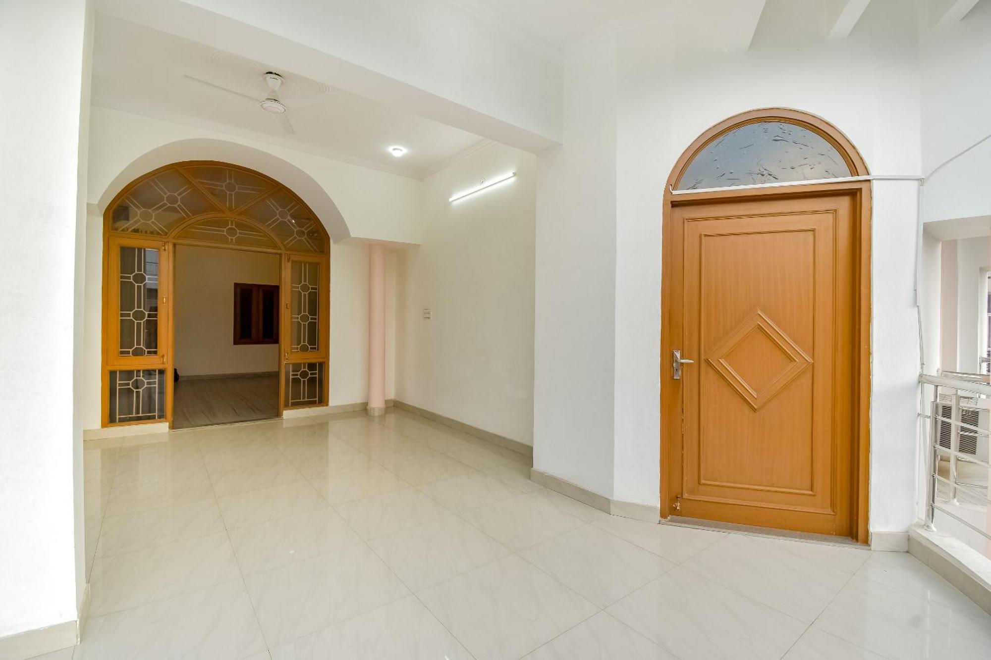 Hotel O Kusum Lodge Pandu Εξωτερικό φωτογραφία